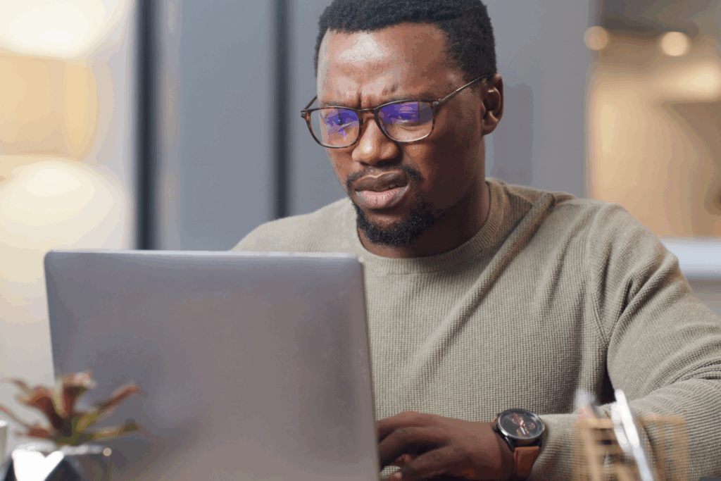 How to Spot Fake Online Stores Before You Buy